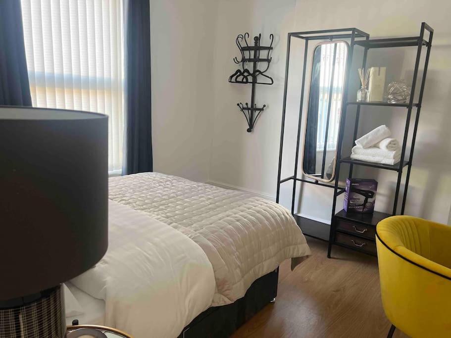Anfield Home Sleeps 5 Close To Lfc Free Parking Liverpool Kültér fotó